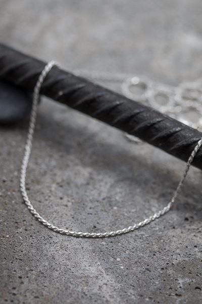 thin silver men's necklace